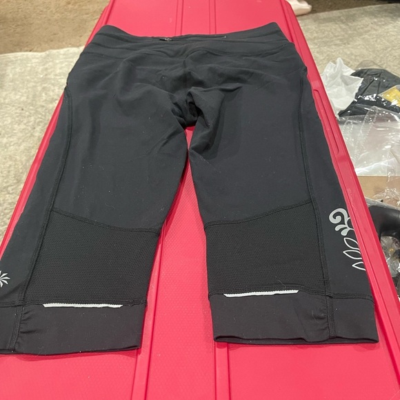 Black Athleta  Leggings size small - Picture 2 of 8